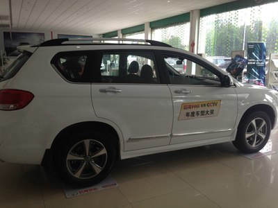 選車糾結(jié)進行時 與朋友探訪4S店，哈弗H6 Coupe成焦點